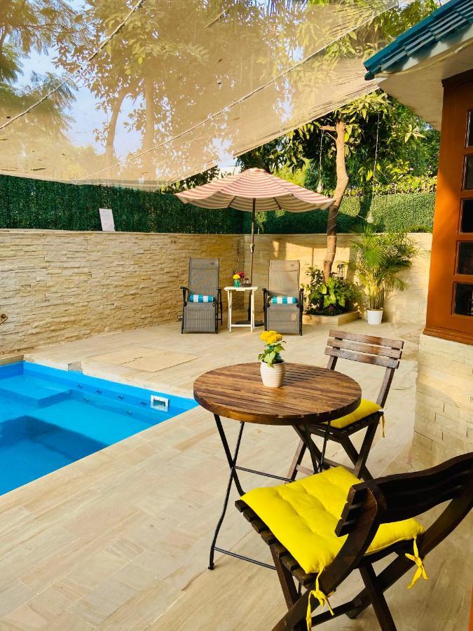 Roshani Pool Villa Gurgaon - 7Br #Privatepool #Villa #Bungalow #Garden #Staycation Dış mekan fotoğraf